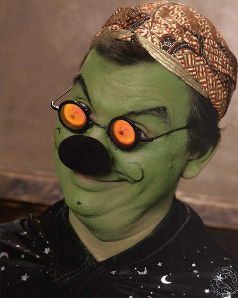 Jusby the scary green clown